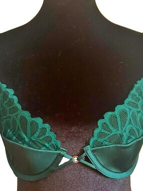 Rhianna Savage X Fenty Not Sorry Half-Cup Forest Green Plunge Lace Bra Size 34C